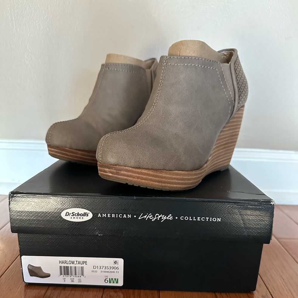 Dr. Scholl’s Harlow Taupe.   Wedge ankle boot.  Size: Womens US 6